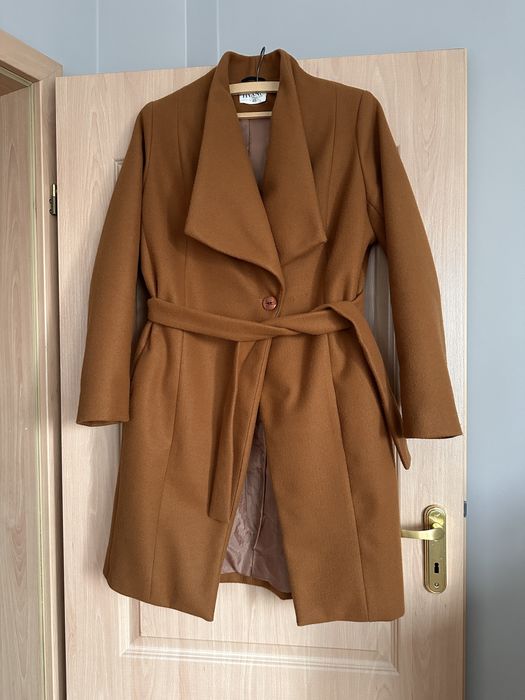Płaszcz jasno brązowy ciepły 46