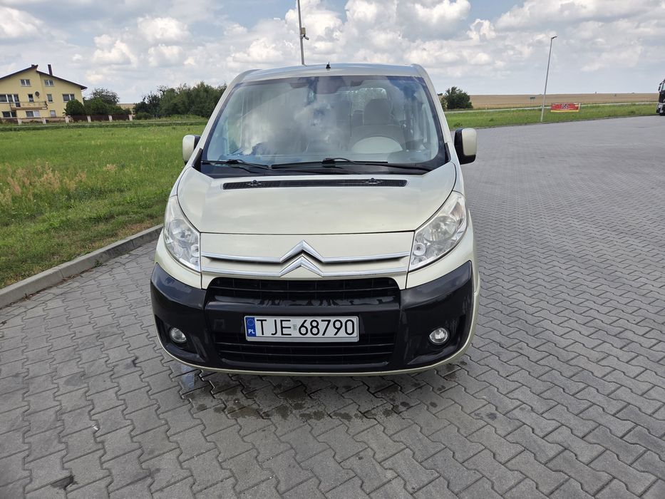 Citroen Jumpy 9 osobowy