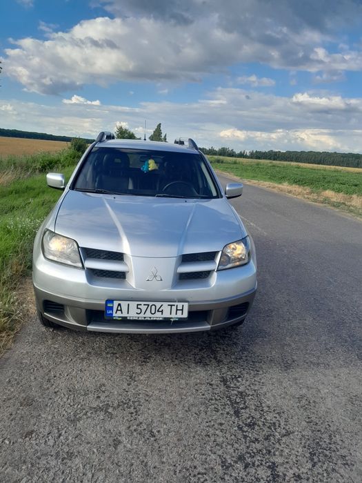 Продам міцубіші аутлендер 2004р