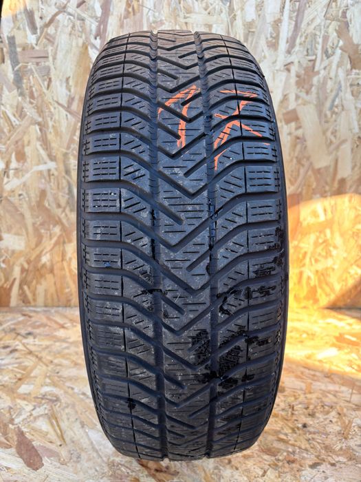 195/60r16 Pirelli Winter 210 dot 4118 8mm
