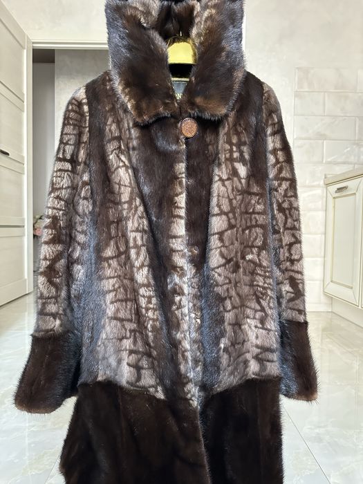 Ціна знижена. Норкова шуба . Ексклюзив. Італія.