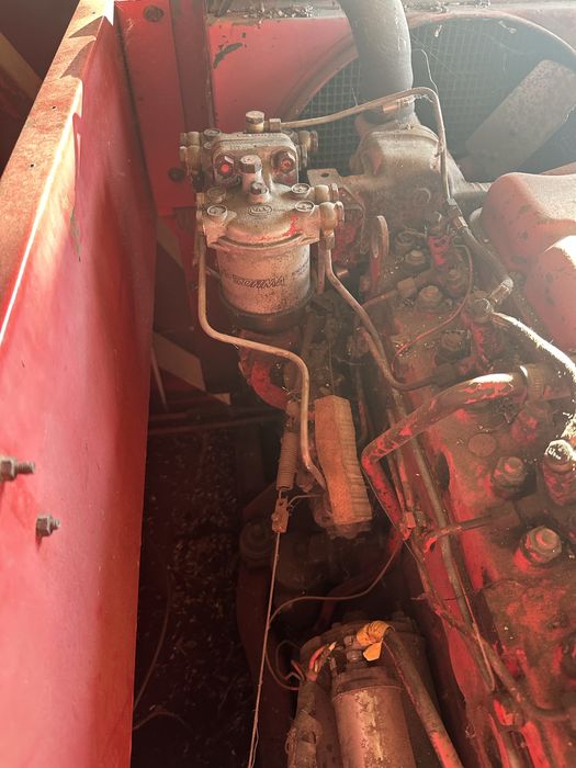 Комбайн Massey Ferguson 186