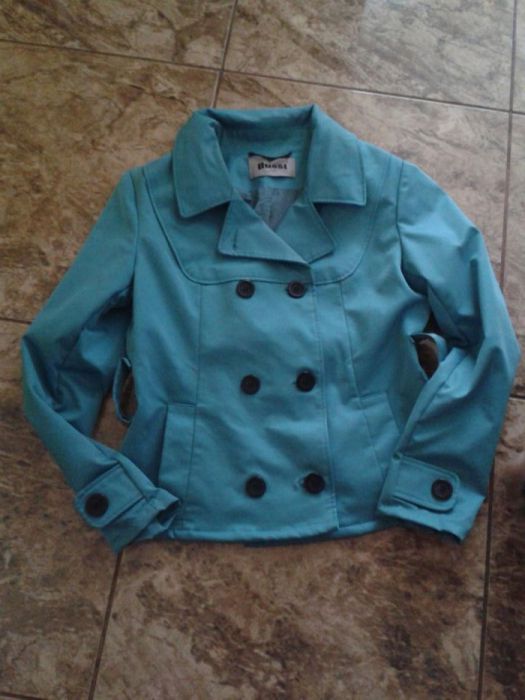 Płaszczyk turkusowy krótki wiosenny