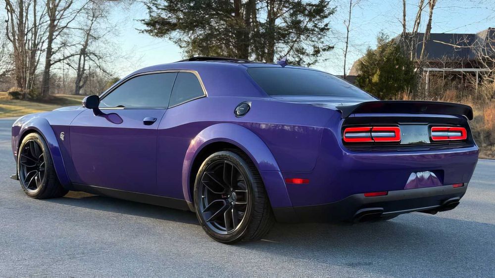 Dodge Challenger SRT Hellcat      2019