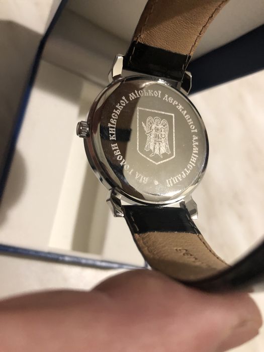 Часы наручныеKLEYNOD