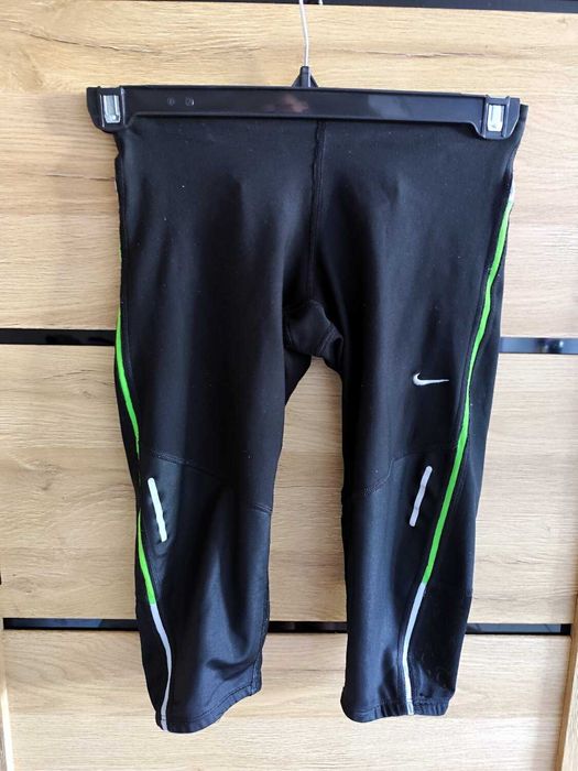 Spodenki do biegania marki Nike - rozmiar S - stan bardzo dobry