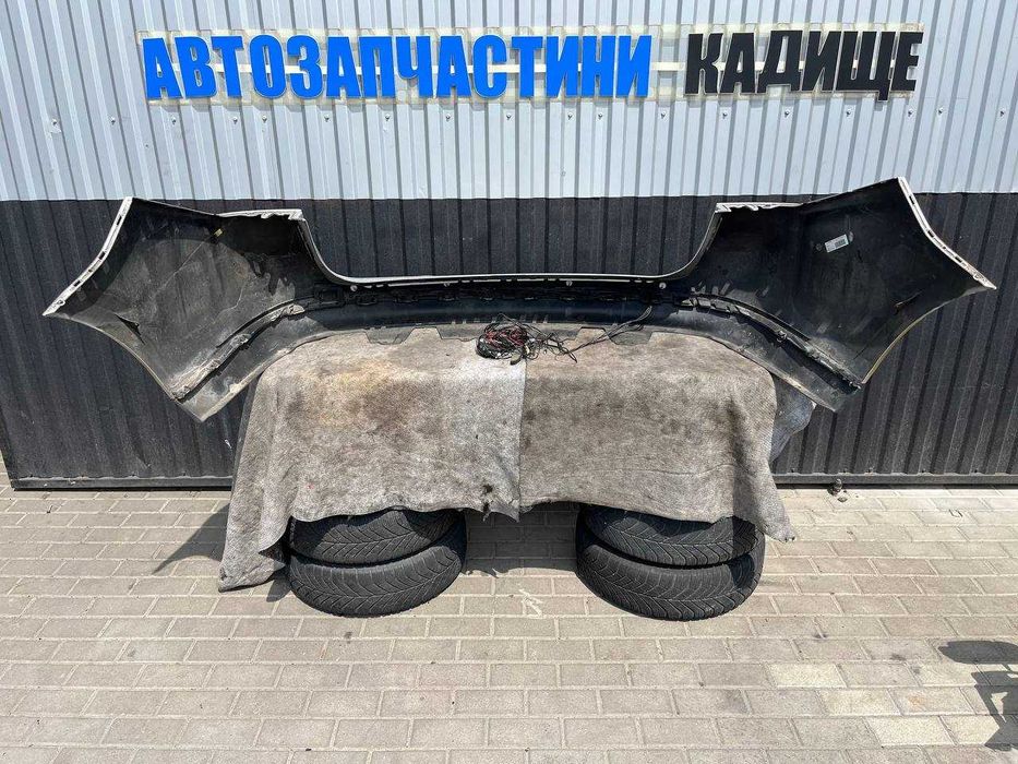 Бампер задній Renault Laguna 3 Задній бампер Рено Лагуна 3 універсал