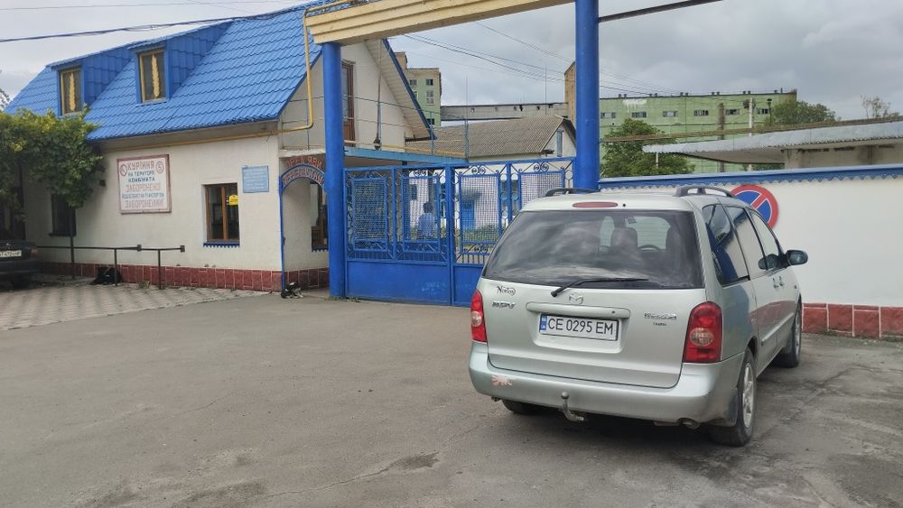 Продам мазда мпв 2.0 дизель