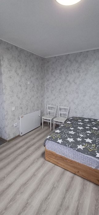 Квартира студія подобово