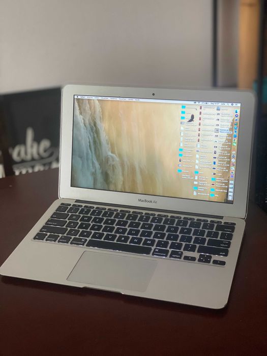 MacBook Air 2011