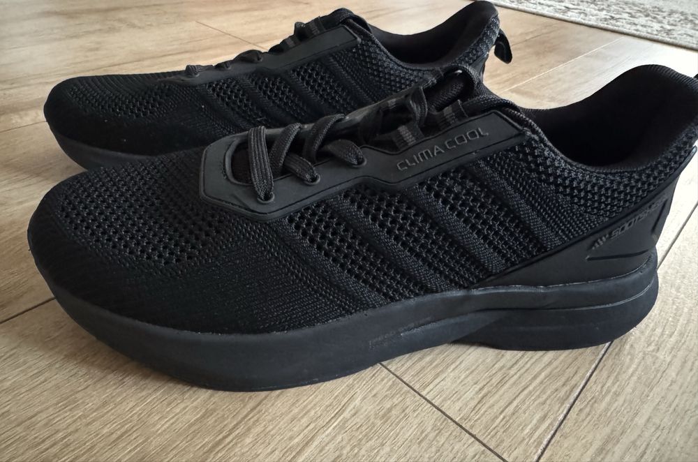 Чоловічі кросівки сітка