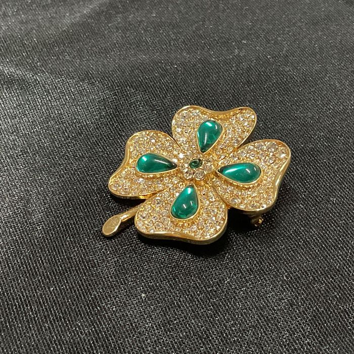 Broche biju,peça vintage 5 cm