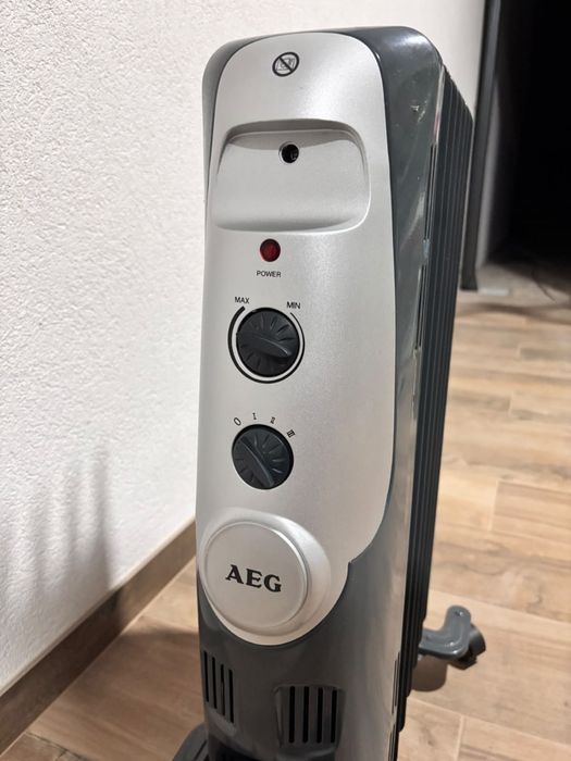 Aquecedor/ Radiador AEG