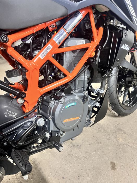Новий японський мотоцикл KTM Duke 390 ABS 0km