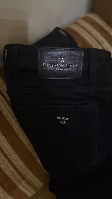 Джинсы armani dolce