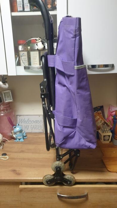 Сумки на колесах с выдвижной ручкой хозяйственные