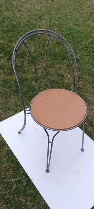 Stylowe krzesła IKEA do domu