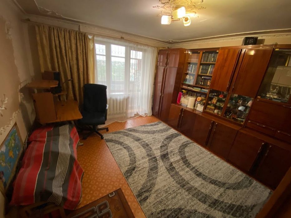 Квартира с кап ремонтом недалеко от центра