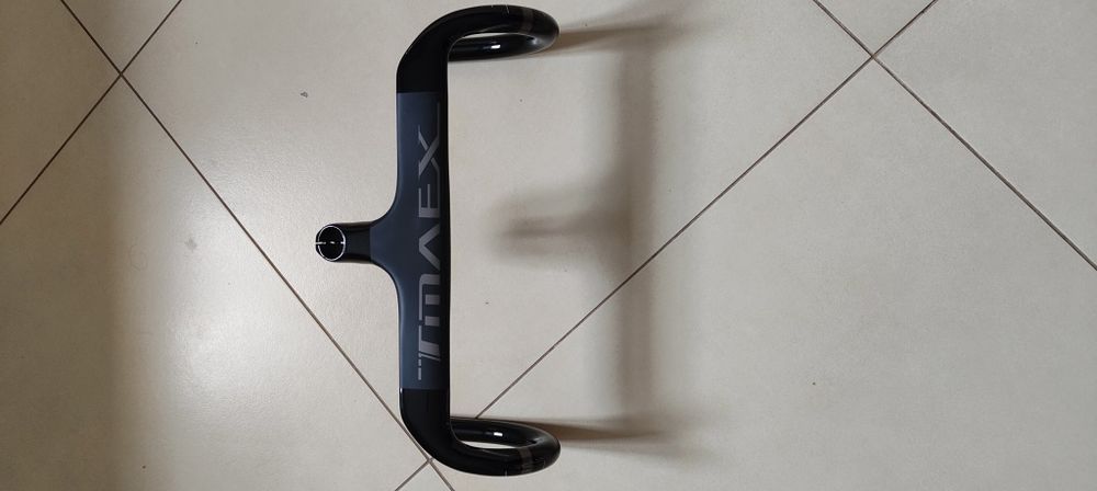 Kierownica zintegrowana karbonowa Tmaex Nowa