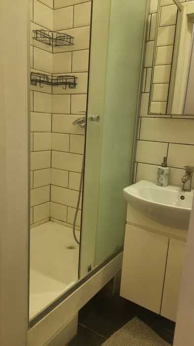 D1C  Сдам 2х уровневую гостинку ЖК Карамель, пер. Резниковский