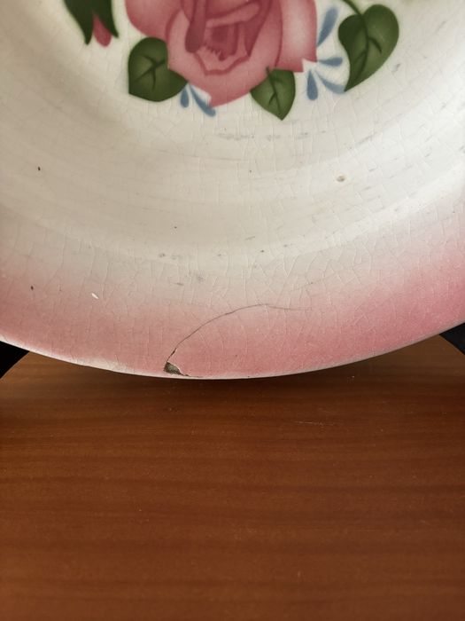 Conjunto de dois pratos decorativos