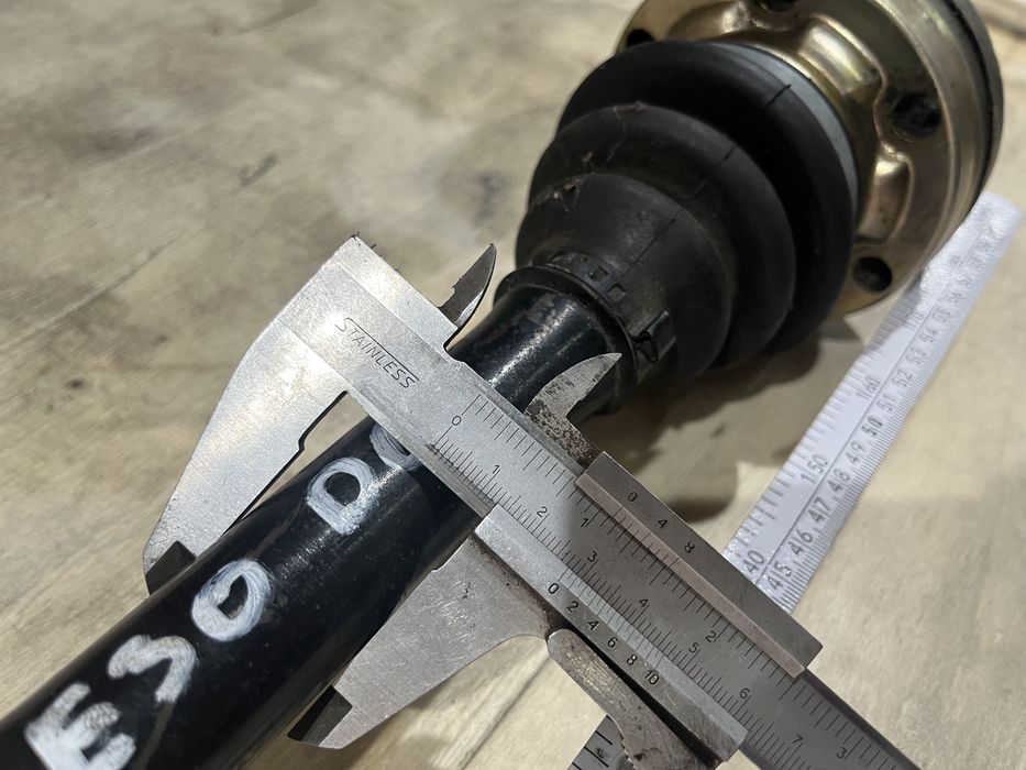 Półoś BMW E30 duża głowa NOWA oryginał