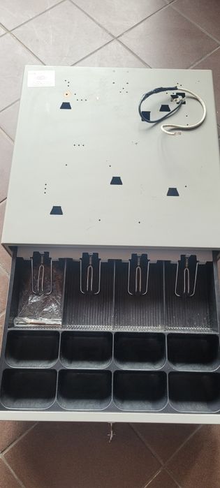 Szuflada do kasy fiskalnej