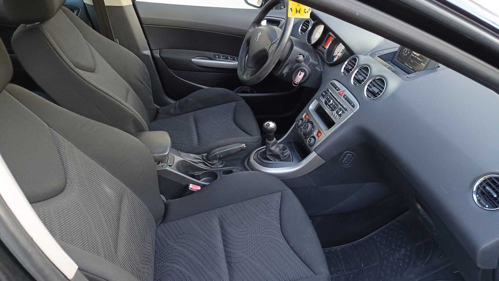 Peugeot 308  2013 rok  sprowadzony z NIEMIEC 1,6 hdi