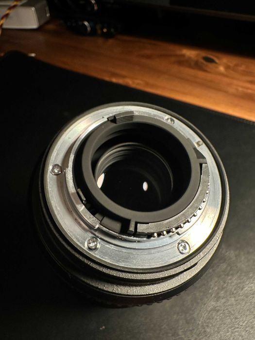 Nikon AF-S DX Zoom-Nikkor 17-55mm f/2.8G IF-ED – stan idealny