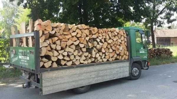 Дрова колоті клен сосна акація береза дуб є різні варіанти Дрова сосна