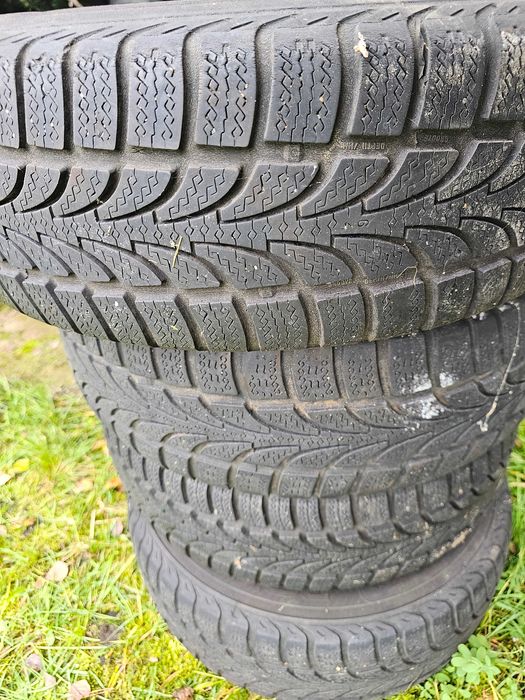 koła 4x100, opony, felgi 185/65/14 x4 Nokian zimowe + 4x opony gratis