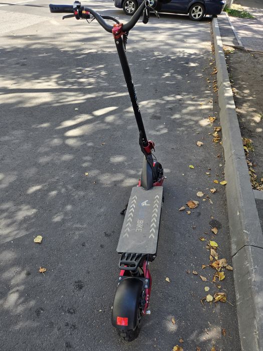 Електросамокат Like.Bike Titan