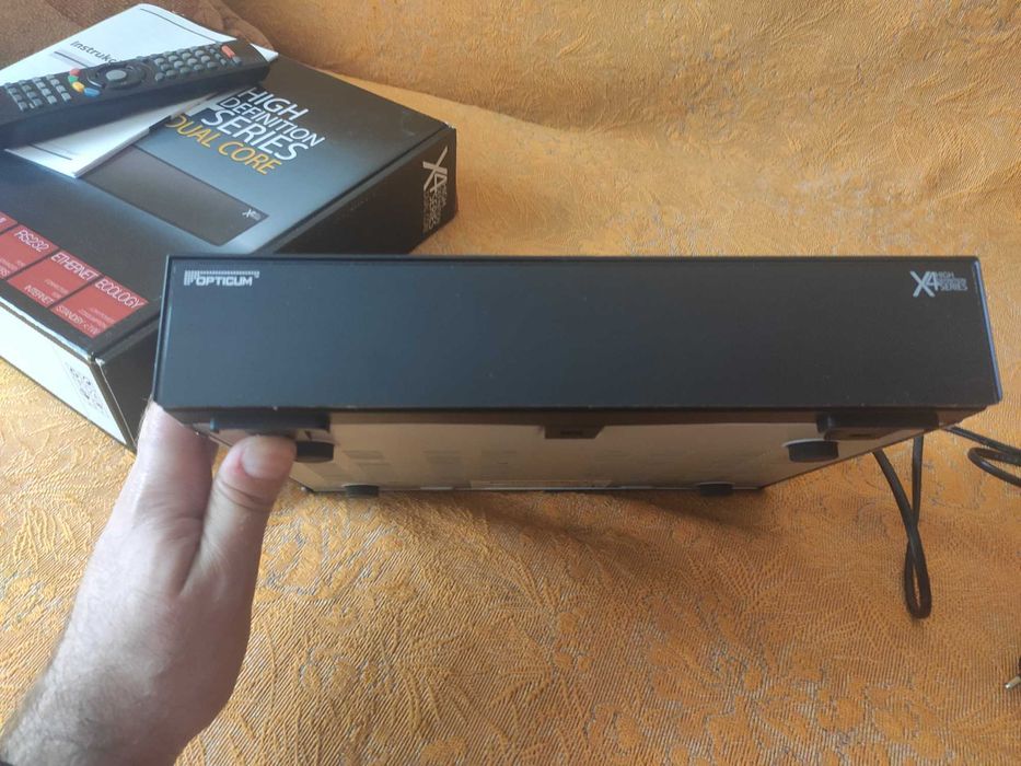спутниковий ресивер  Opticum HD X405P