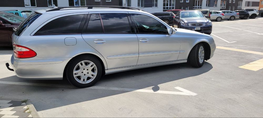 Продаж Mercedes E 2006