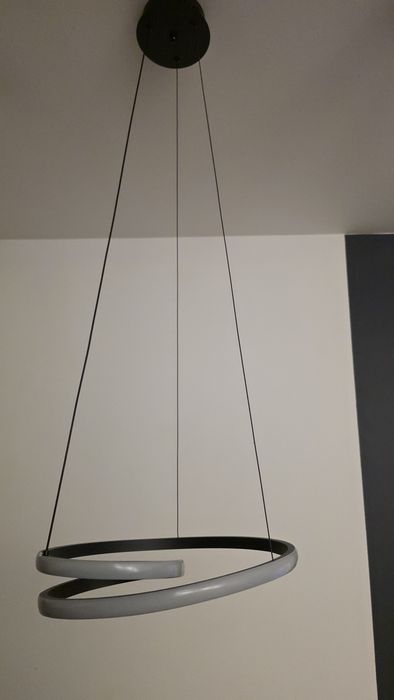 Lampa sufitowa wisząca   LED 3 kolory