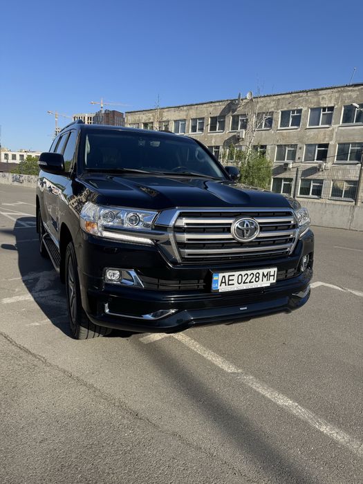 Toyota Land Cruiser 2020 VIN JTMCX05J904205352 фото оголошення 4 з 18