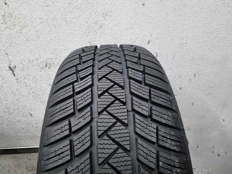 195/50/17 89H Vredestein Wintrac Pro * D.2825