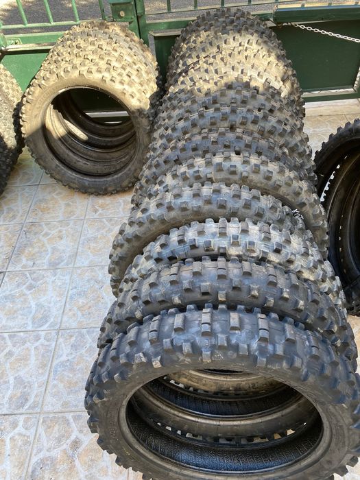 Pneus de enduro e motocross