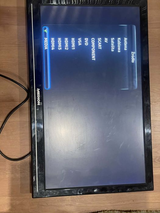 Tv Medion z DVD model 21202  27 cali
