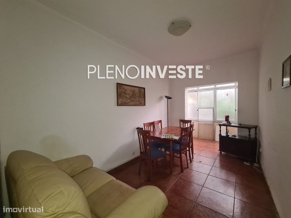 Apartamento T2 com Quintal no Laranjeiro