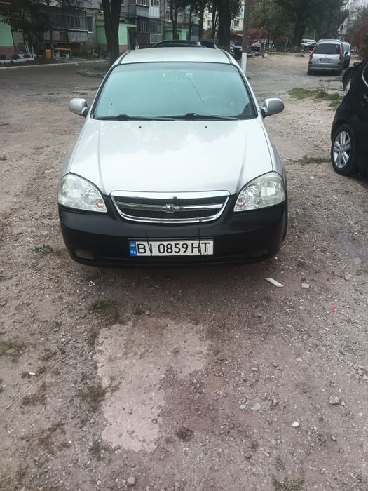 Продам Chevrolet lacetti 1.8 г/б