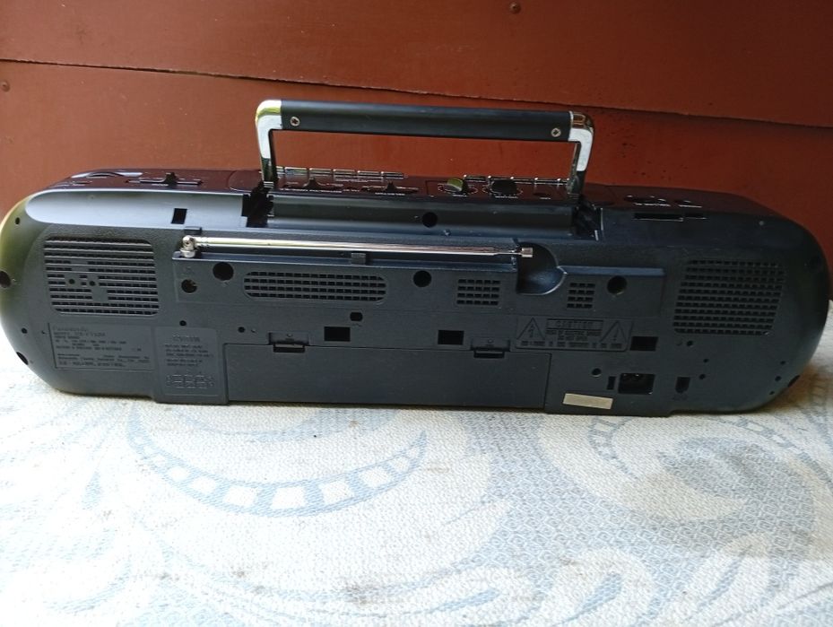 магнітофон Panasonic rx-ft530.