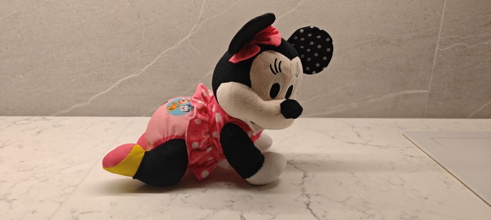 Raczkująca myszka Minnie clementoni