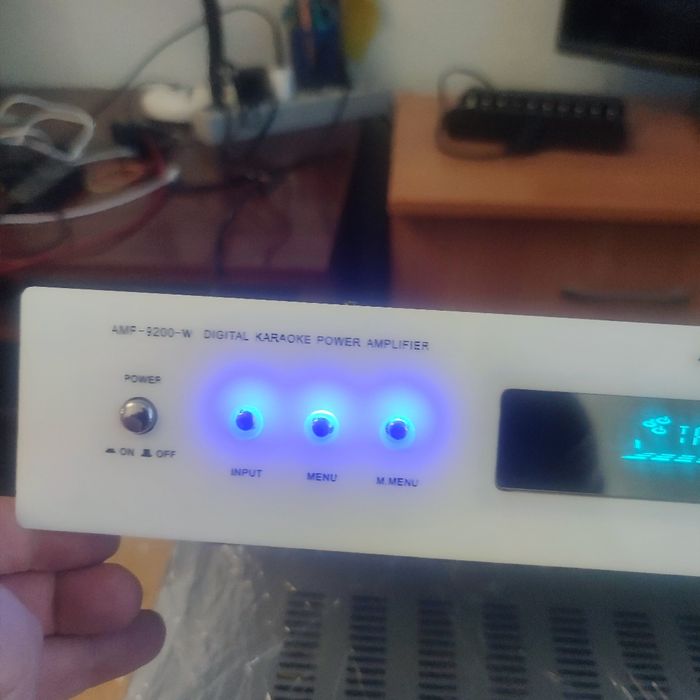 Ресивер Auna amp 9200w.