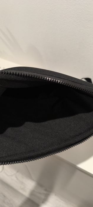 Bolsa da Guess com alsa