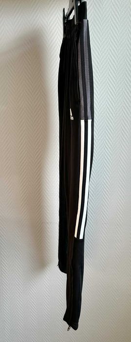 Sprzedam nowe spodnie adidas tiro 21 XS, S