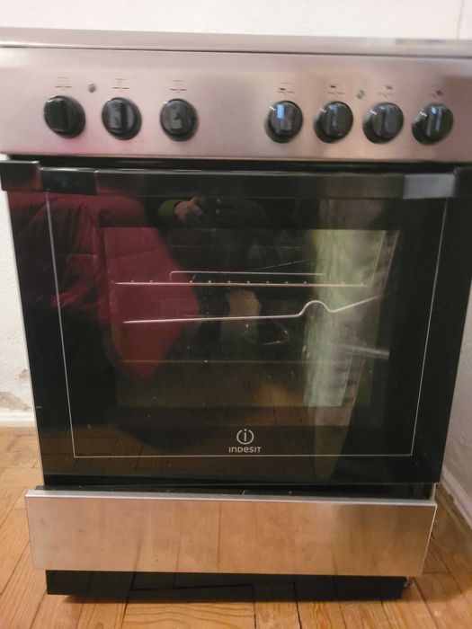 Fogão eléctrico com placa de vitroceramica