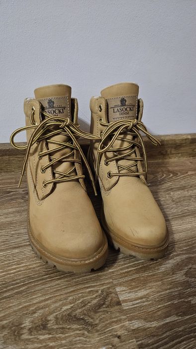 Buty skórzane trapery zimowe Lasocki musztardowe skórzane