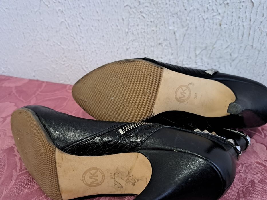 Оригінальні ботики з натуральної шкіри Michael Kors