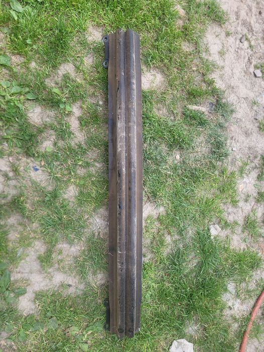 Pas tylny golf 5 2007